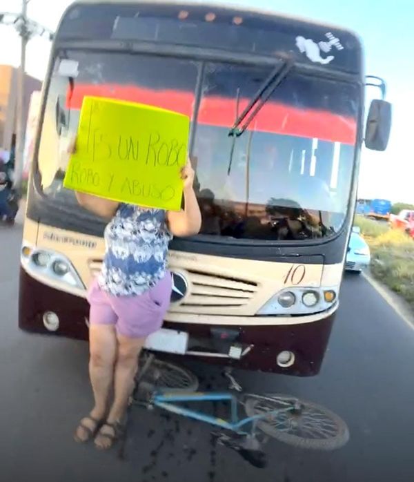 ¡BLOQUEAN LA CARRETERA! - POR TARIFAZO