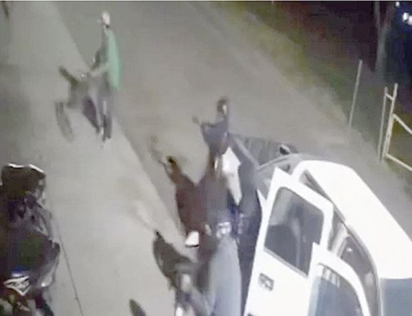 ¡COMANDO ASESINA A OCHO PERSONAS EN BAR DE GUANAJUATO!