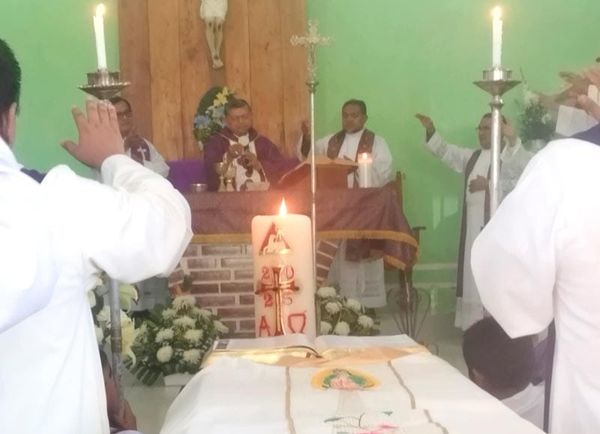 ¡ULTIMO ADIÓS AL PADRE EDGARDO!