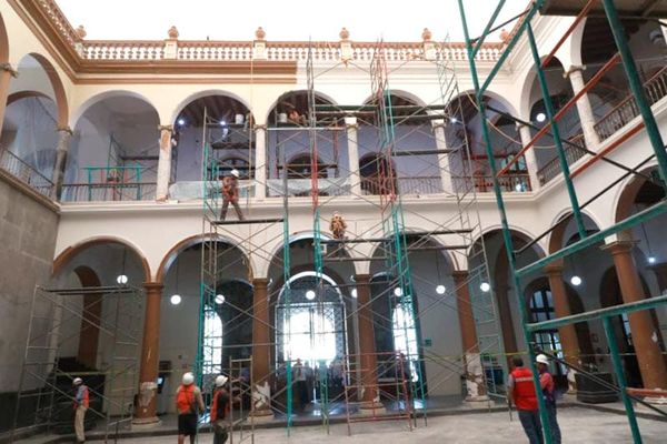 ¡LA PRIMERA CAPILLA DE XALAPA ESTÁ DEBAJO DEL PALACIO DE GOBIERNO!