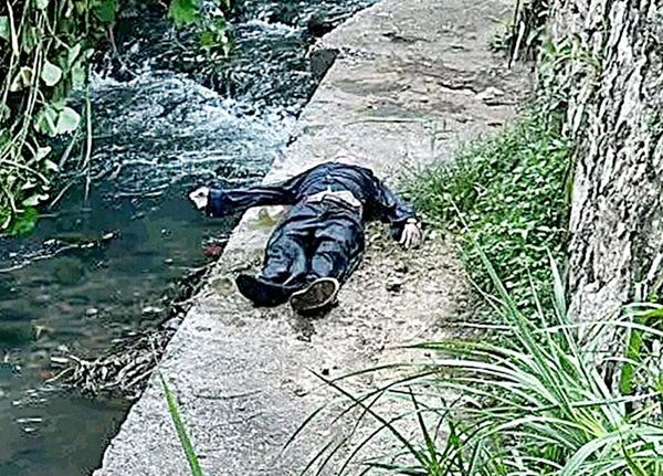 ¡ABUELITO CAE DEL  PUENTE Y MURIÓ AHOGADO EN ARROYO!