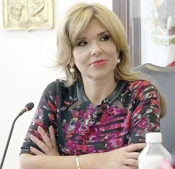 ¡NOMBRAN A PAVLOVICH EMBAJADORA EN PANAMÁ!