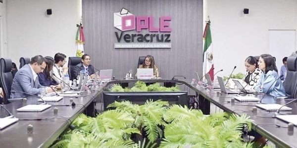 ¡AHORA VAN POR LAS OPLES... LOS AHORCAN!