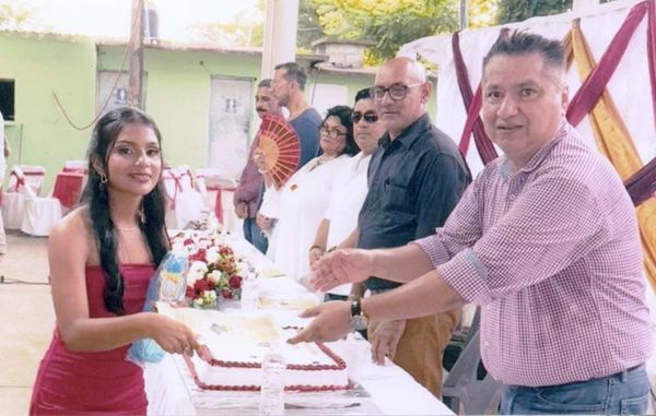 "CULMINA SUS ESTUDIOS"