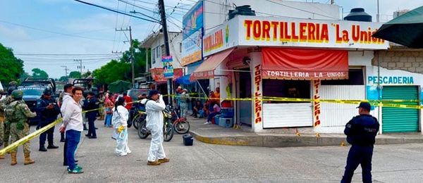 ¡DOS EJECUTADOS EN TORTILLERÍA DE TUXPAN!