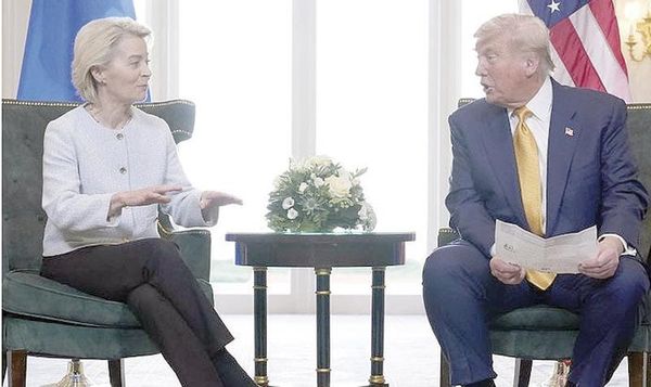 ¡FIRMAN EU Y UNIÓN EUROPEA ACUERDO COMERCIAL CON ARANCELES DEL 15%!