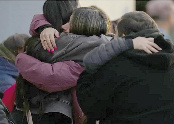 ¡RESCATAN LOS SEIS CUERPOS DE LOS MINEROS ATRAPADOS!