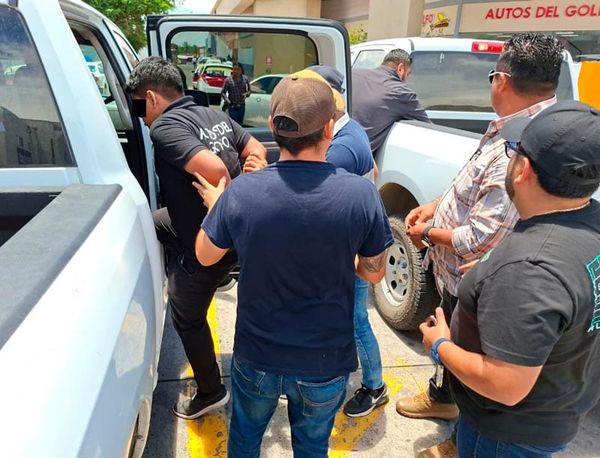 ¡SE QUEDAN EN PRISIÓN SIETE ESTAFADORES DE “AUTOS DEL GOLFO”!