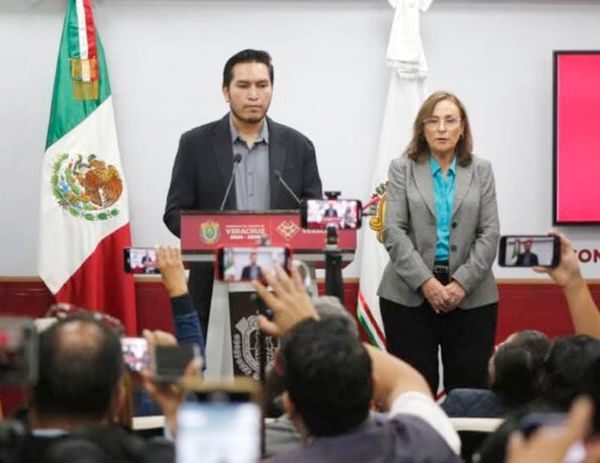 ¡LO DEFIENDEN! - ÁNDALE