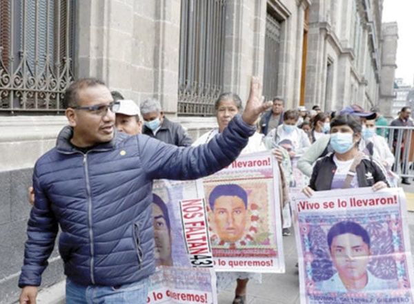 ¡RENUNCIA DEL ABOGADO VIDULFO ROSALES!