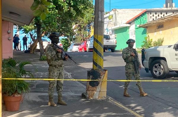 ¡DESPLIEGAN EFECTIVOS DE LA FGE EN LA 21 DE ABRIL!