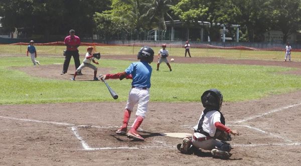 ¡DAN ÚLTIMOS DETALLES PARA  NACIONAL DE BÉISBOL INFANTIL EN MEDELLÍN!