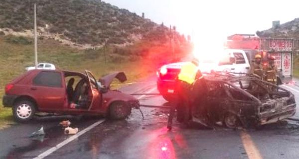 ¡CARRETERAZO: UN MUERTO Y 5 HERIDOS!