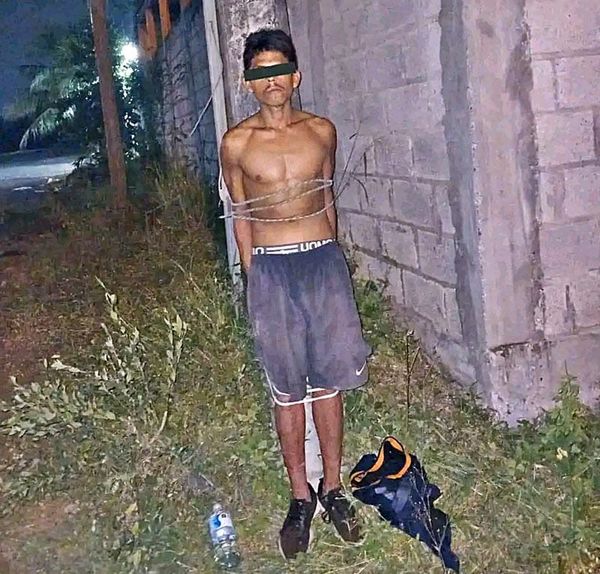 ¡VECINOS TUNDEN A COCOTAZOS A ‘JAULERO’!