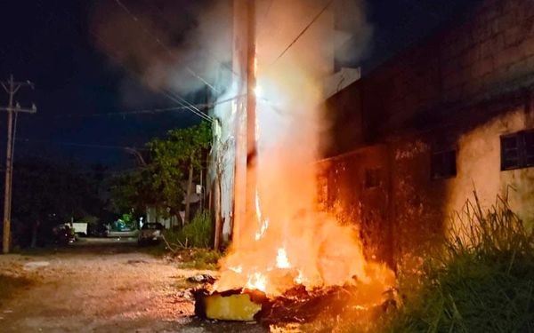 ¡SE CHAMUSCAN LOS CABLES Y SE QUEDAN A OSCURAS!