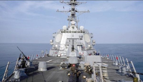 ¡DESPLIEGA ESTADOS UNIDOS 3 BUQUES DESTRUCTORES CERCA DE VENEZUELA! - *Son el USS Gravely, el USS Jason Dunham y el USS Sampson * Y traen misiles guiados