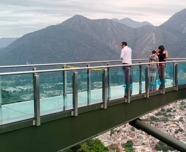 ¡CAMBIARÁN EL CRISTAL DE LA ATALAYA!