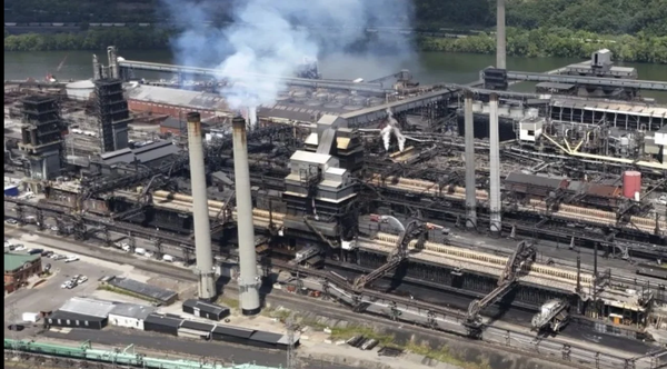¡EXPLOSIÓN EN PLANTA DE US STEEL EN PENSILVANIA DEJA UN MUERTO, UN DESAPARECIDO Y 10 HERIDOS!