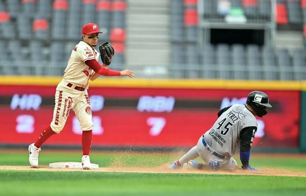 ¡PEGAN PIRATAS A DIABLOS ROJOS EN EL AHH!