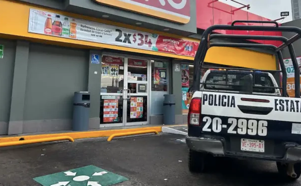 ¡25 MIL PESOS DE BOTÍN EN ASALTO A OXXO EN LA LAGUNA!