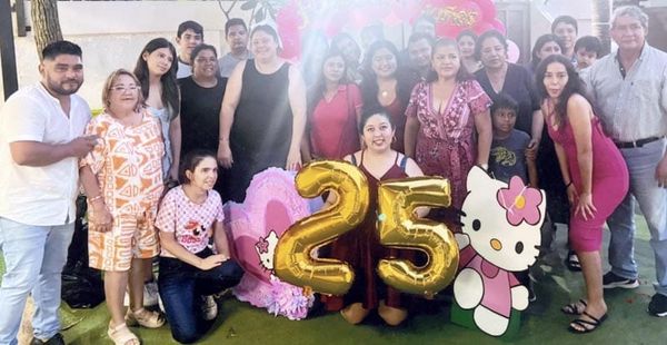 LA BELLA SUSANA CARRILLO MORALES, FESTEJÓ UN AÑO MÁS DE VIDA