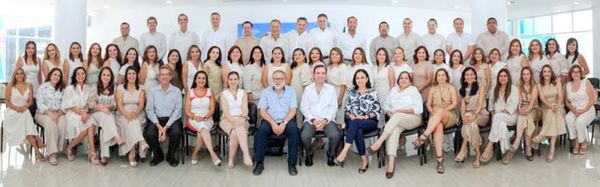 CELEBRANDO 30 AÑOS DE HABER EGRESADO DE LA UNIVERSIDAD