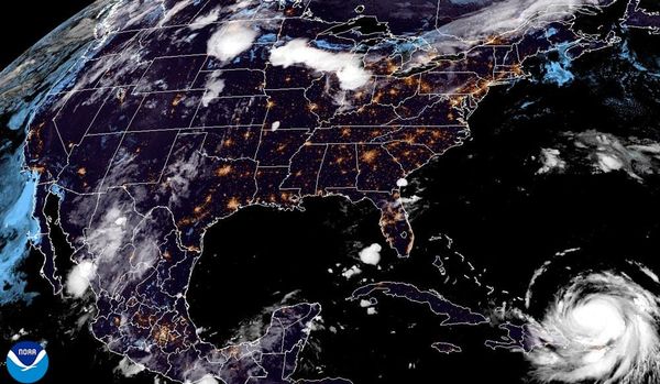 ¡"ERIN" SE PUSO INTENSO; PERO MUY LEJOS DEL GOLFO DE MÉXICO! - *HUMEDAD, BOCHORNO Y SOPLANDO DEL ESTE.