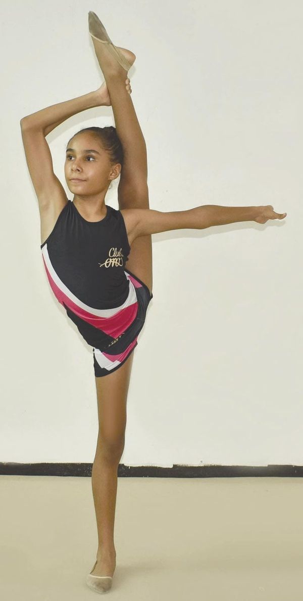 ¡GIMNASTAS A PRUEBAS NACIONALES!