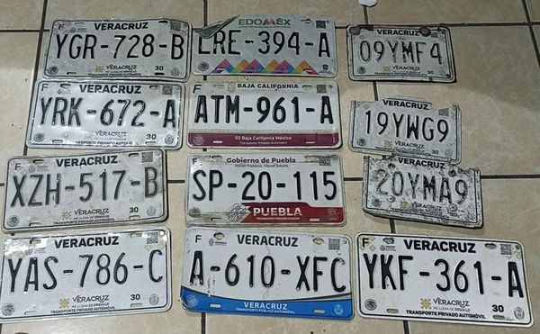 ¡‘CEPILLAN’ A GESTORES DE PLACAS!