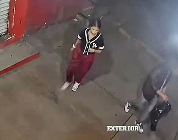 ¡PAREJA DE “RATAS” SAQUEA LOCALES EN EL MERCADO!