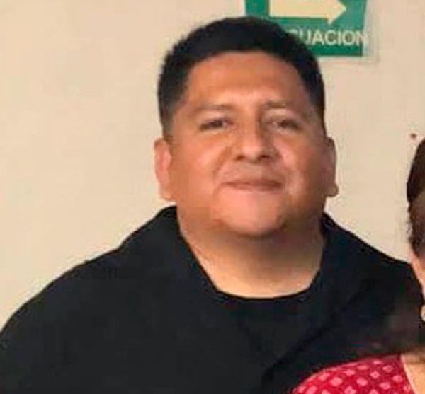 ¡MIENTRAS CUBRÍA UNA MANIFESTACIÓN LE ROBAN SU CELULAR A REPORTERO DE LA U!