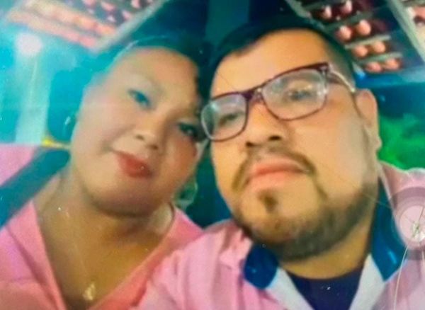 ¡ENCONTRONAZO MORTAL! - MUEREN PRENSADOS UN MATRIMONIO AL CHOCAR DE FRENTE CONTRA UN AUTOBÚS