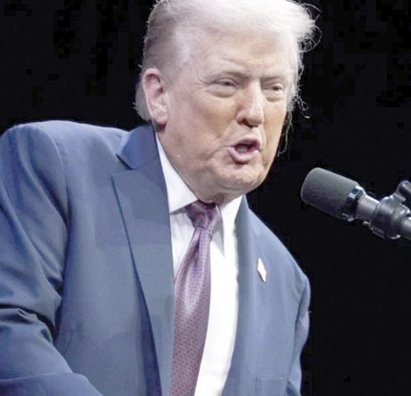 ¡TRUMP PIDE A CORTE SUPREMA ORDEN DE EMERGENCIA PARA MANTENER CONGELADA AYUDA EXTRANJERA!