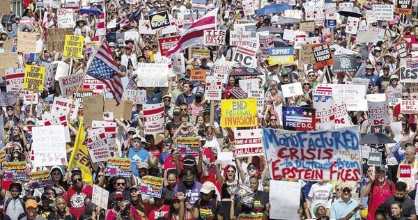 ¡WASHINGTON SE MOVILIZA EN CONTRA DEL GOBIERNO DE DONALD TRUMP!