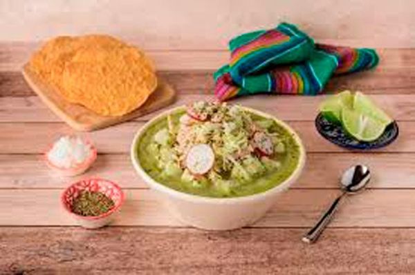 CÓMO PREPARAR UN DELICIOSO POZOLE VERDE