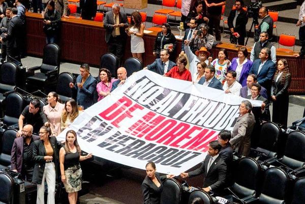 ¡LAS ‘EMBARAZARON’! - *Denuncian fraude en Poza Rica