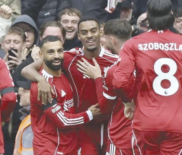 ¡SIGUE LIVERPOOL CON PASO PERFECTO TRAS VENCER AL EVERTON!