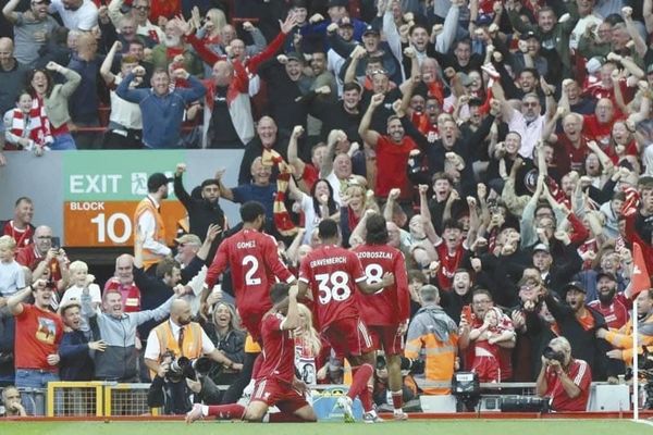 ¡INVIERTEN INGLESES 4 MIL MDD EN EL MERCADO DE FICHAJES!