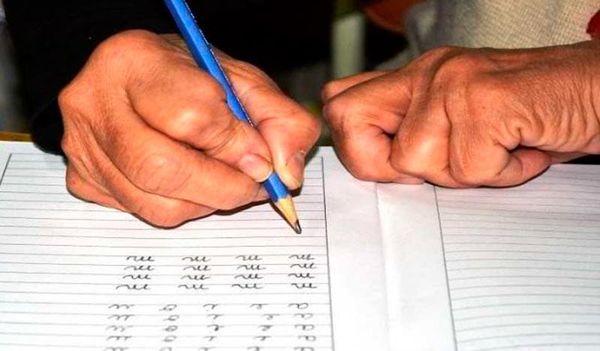 ¡NO SE SALVA NI LA EDUCACIÓN! - MÁS TIJERETAZOS