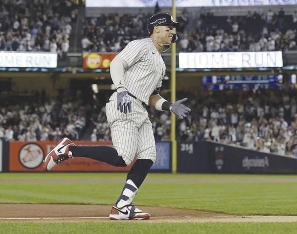 ¡JUDGE ALCANZA A DIMAGGIO EN LISTA DE JONRONEROS DE YANKEES!