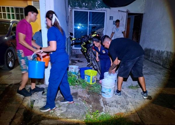 ¡VECINOS SOFOCARON INCENDIO EN VIVIENDA DE FLORES DEL VALLE!