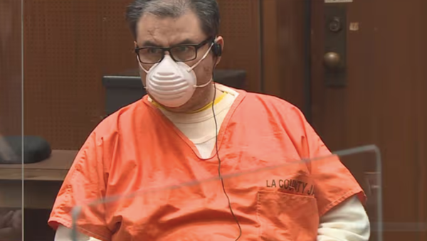 ¡ARRESTAN EN CALIFORNIA A LA MADRE DEL LÍDER DE LA LUZ DEL MUNDO POR TRÁFICO SEXUAL!