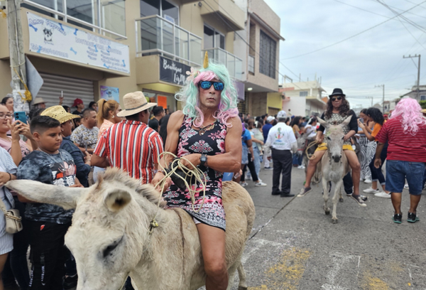 ¡VIENE EL “ENCIERRO DE BURROS”!