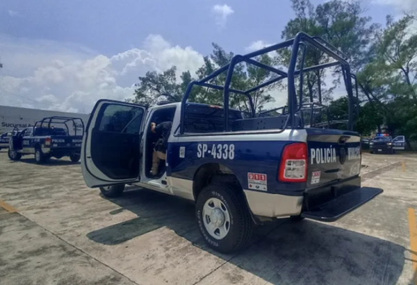 ¡BANDIDO ARMADO CON PISTOLA ATRACÓ FARMACIA GUADALAJARA EN TARIMOYA!