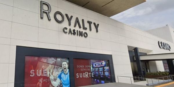 ¡MUJER MURIÓ EN “ROYALTY CASINO” DE PLAZA EL DORADO EN BOCA DEL RÍO!