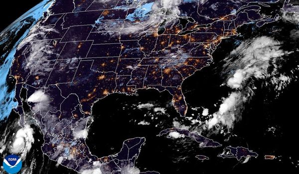 ¡“KIKO” SE FUE Y “LORENA” INQUIETA COSTAS DEL PACÍFICO! - *BOCHORNO DE DÍA; LLUEVE Y TRUENA DE NOCHE