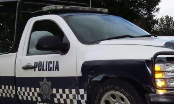 ¡VÁNDALOS SE HACEN PASAR COMO PASAJEROS PARA ATRACAR A TAXISTA!