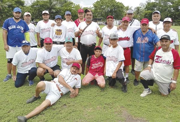 ¡ÁGUILAS TOMA VENTAJA EN LA FINAL DE LA PELOTA PLAYERA!