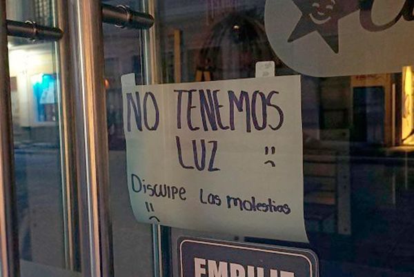 ¡‘DESENCHUFAN’ EL CENTRO HISTÓRICO! - *CFE lo deja sin luz por trabajos de mantenimiento correctivo