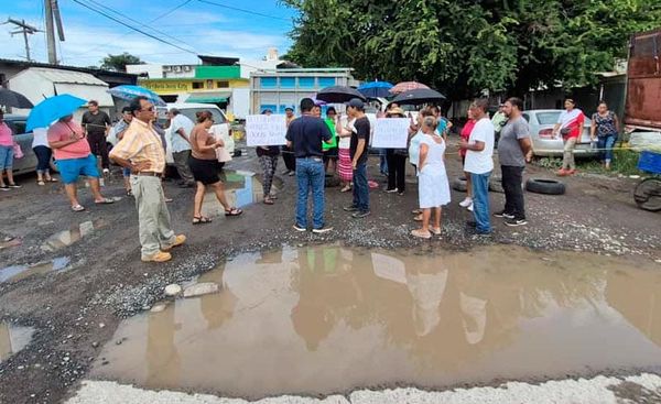 ¡YA SE “CALENTARON” VECINOS DE EL ROSARIO!